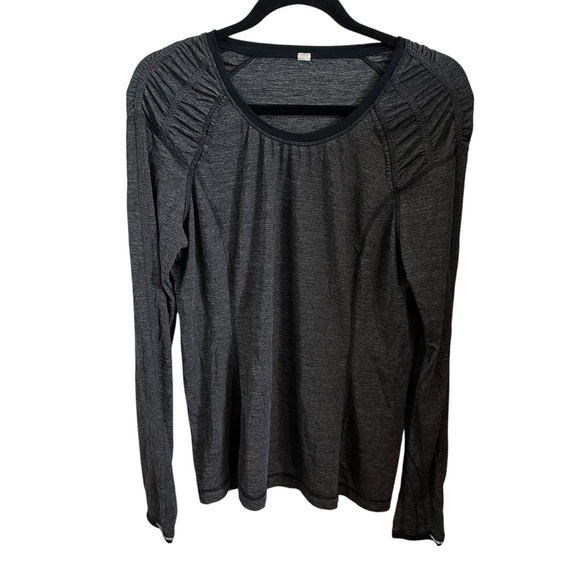 LULULEMON Ruched and Ruffle Long Sleeve Workout Top - Picture 2 of 11